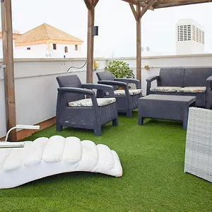 https://isa-botica-apartments.hotelsincadiz.net